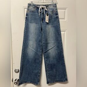 Special A straight wide leg 7/28